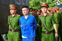 Loạt bác sĩ ra tòa trong vụ 'biến' Viện Pháp y tâm thần thành nơi dung dưỡng tội phạm