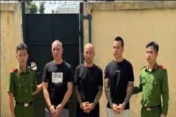 Nhóm giang hồ mạng chuyên làm phim bạo lực, "cổ súy xã hội đen"