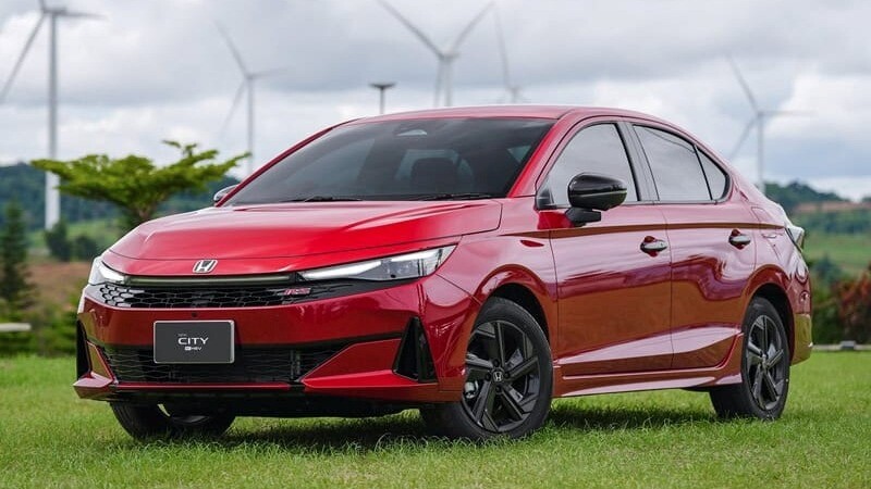 Honda City mới vừa được công bố giá bán tại Thái Lan với một số thay đổi về thiết kế.
