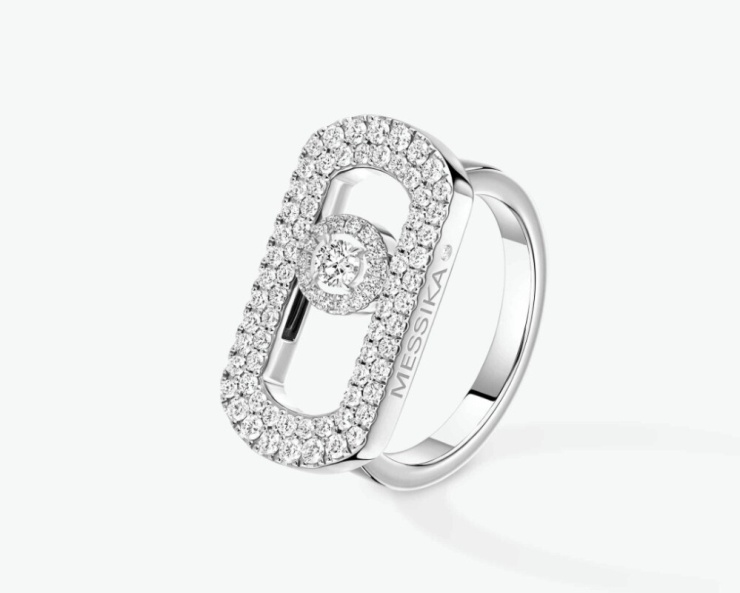 Trấn Thành diện set đồ hơn 3 tỷ đồng trên sân khấu - 3