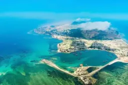 Ngỡ ngàng 'ruộng bậc thang' giữa biển Lý Sơn