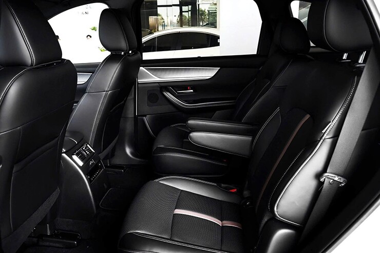 Mazda CX-90 PHEV bất ngờ giảm giá hơn 80 triệu đồng tại đại lý - 8