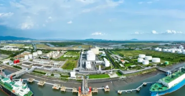 Vì sao chỉ hơn 100 doanh nghiệp "sống khỏe" trong 10 năm biến động?