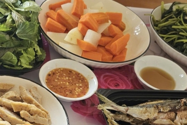 3 kiểu ăn uống âm thầm 'tàn phá' lá gan