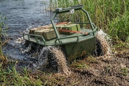 Ukraine lần đầu dùng robot lội nước vượt 40 km tiếp tế trên chiến trường