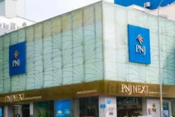 Bất ngờ việc PNJ trả tiền mua vàng, kim cương