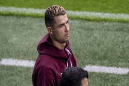 Ronaldo và HLV Jesus của Bồ Đào Nha giải quyết xong mâu thuẫn