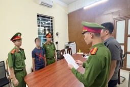 Bắt tạm giam đối tượng dâm ô với hai trẻ em trong đêm Trung thu