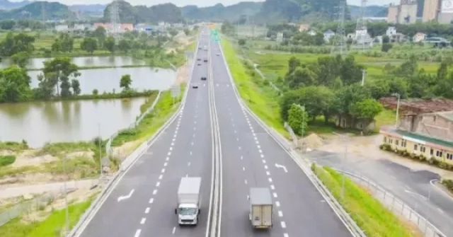 Việt Nam cần bao nhiêu tiền để hoàn thành 5.000 km cao tốc?