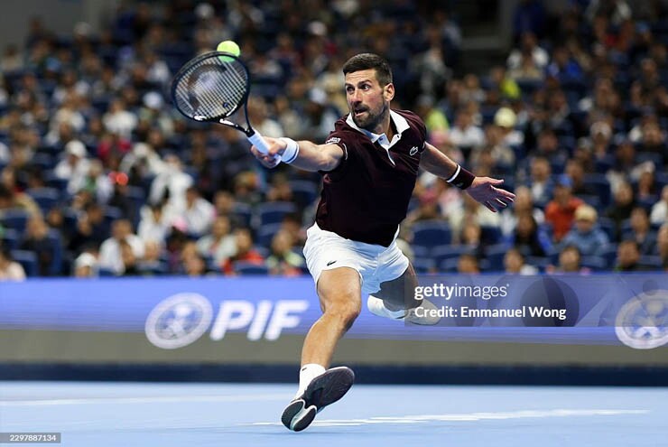 Djokovic thể hiện bản lĩnh vào thời điểm quyết định