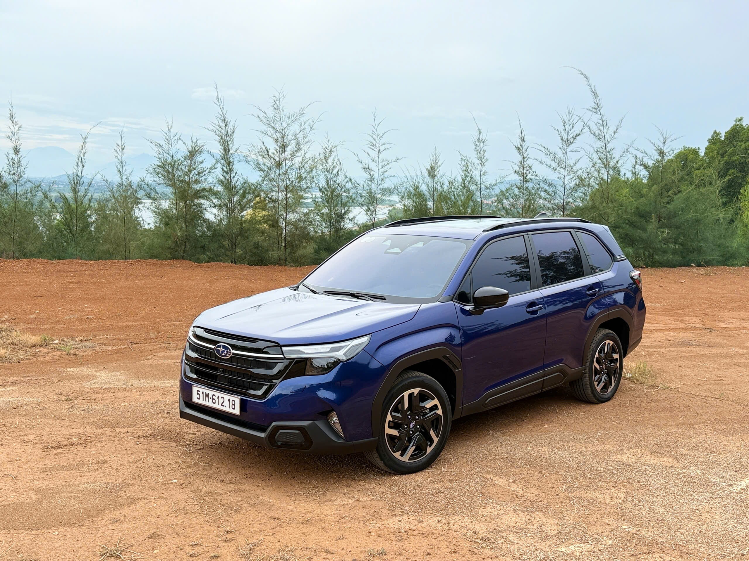 Forester không phải mẫu xe gây ấn tượng bằng những đường nét quá cầu kỳ.