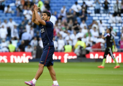 Suarez chào các CĐV