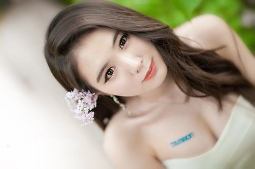 Ngắm vẻ ngọt ngào của “mỹ nhân đường đua” 9x - 2