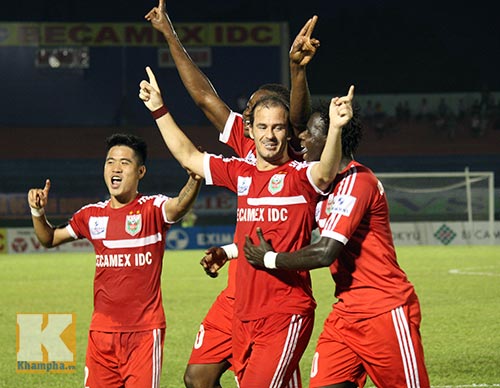 Thanh Hóa không phải đối thủ của Bình Dương - 1