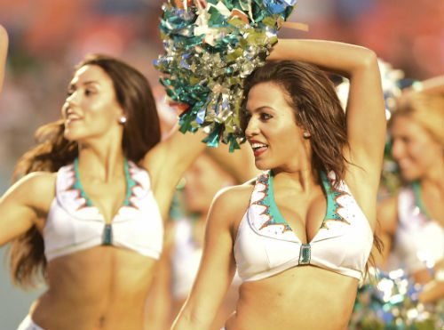 Dàn hoạt náo viên "hâm nóng" giải NFL 2014 - 2