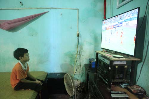 Một chiều “thắp lửa World Cup” từ ngôi nhà ba gian - 9