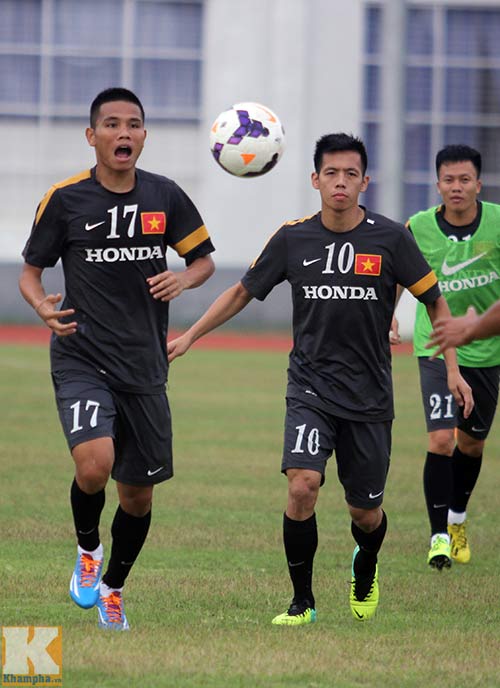 U23 Việt Nam cười tươi trước "đại chiến" - 1