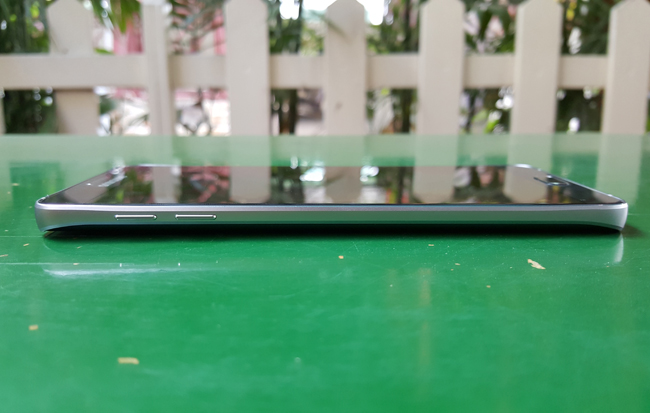 Mức giá trên phiên bản Note 5 màu bạc vẫn giữ nguyên so với các model trước đây.