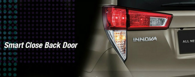 Thiết kế cửa sau thông minh. Toyota Innova 2016 sẽ có 6 màu sắc khác nhau. Hiện giá của loại xế mới này vẫn chưa được tiết lộ.