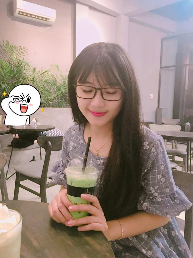 Thùy Dung cho hay, nghề giáo viên cô đang theo học là do bố mẹ định hướng.&nbsp;