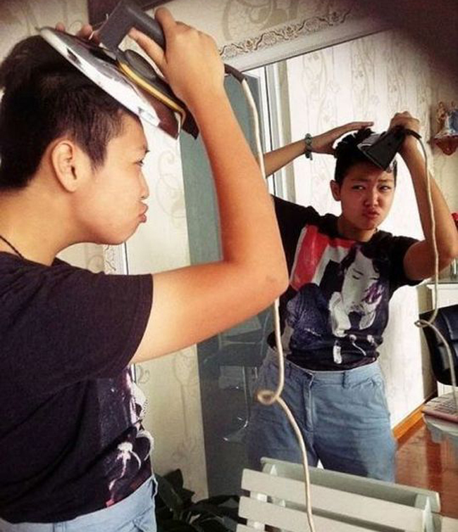 Việc gì phải ra tiệm khi ở nhà cũng làm được.