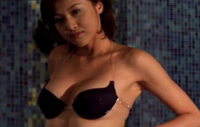 Cô cho hay ước mơ được một lần thử sức đóng vai Bond Girl nhưng vẫn chưa thực hiện được.
