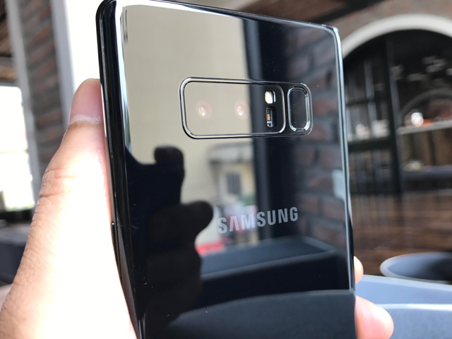Đánh giá camera sau Samsung Galaxy Note 8: Chụp ”ngon”, xóa phông đỉnh