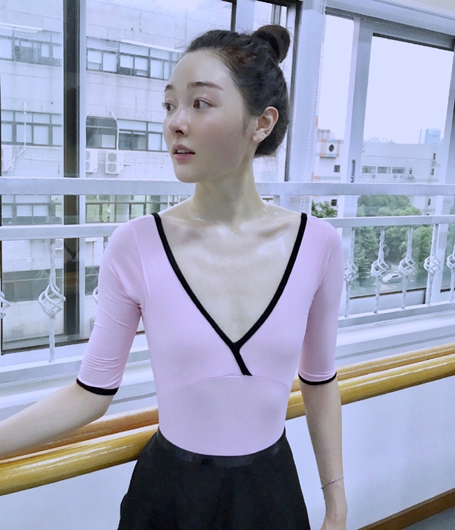 Trên trang cá nhân, nàng thơ của Kim Dung thường khoe những hình ảnh trong cuộc sống đời thường.