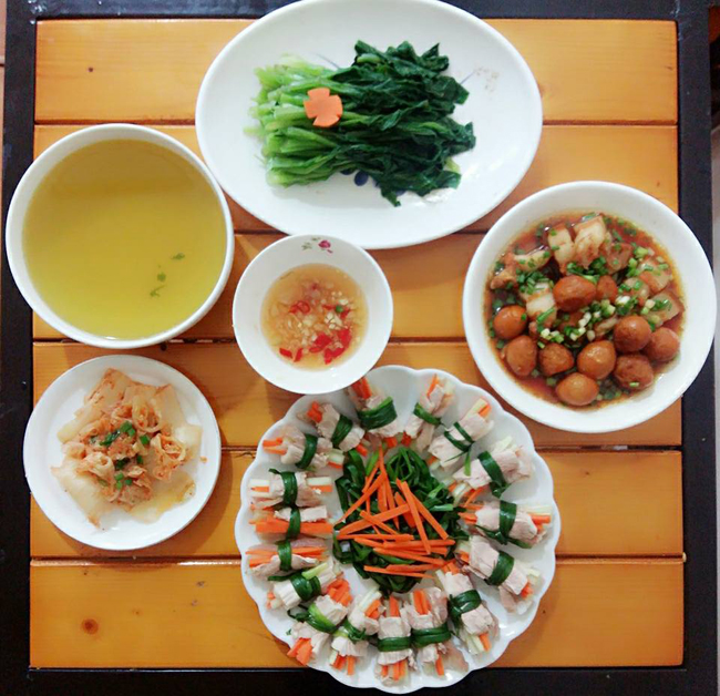 Bên cạnh đó chị còn tâm sự rằng sở thích nấu ăn của mình bắt nguồn từ sở thích của người yêu cũ.