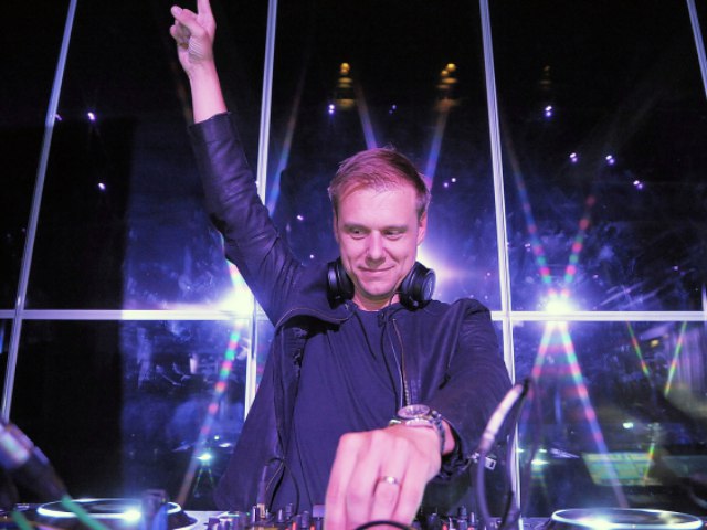 Top 100 DJ thế giới 2017:  Garrix yên ngôi vương, Armin vào top 3, Tiesto trong top 5