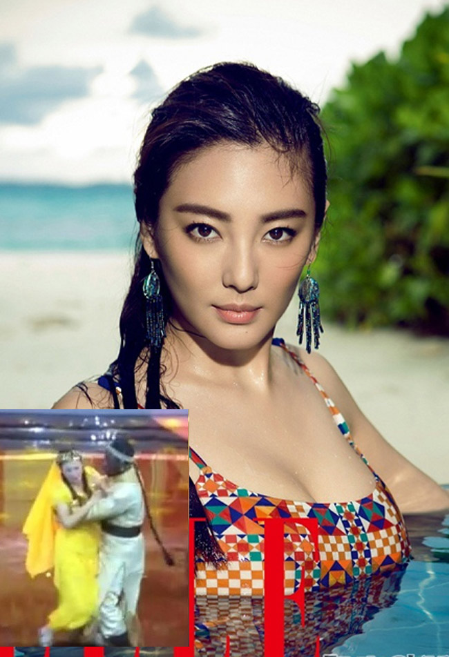 Trương Vũ Kỳ là mỹ nhân từng bị sàm sỡ ngay trên truyền hình. Sau này cô kể lại, khi đó cô bật khóc vì phải tự mình loay hoay trước tình huống nhạy cảm mà bản thân là nạn nhân.
