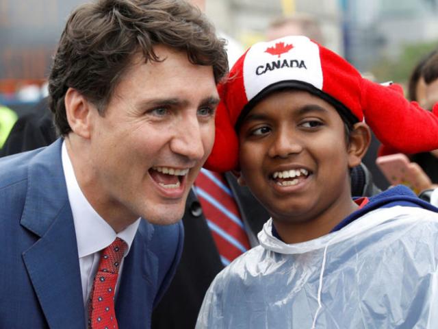 4 điểm khiến Thủ tướng Canada điển trai được cả thế giới mến mộ