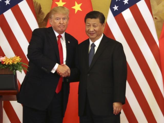 Ông Trump hết lời khen Trung Quốc vì đã ”tận dụng Mỹ”