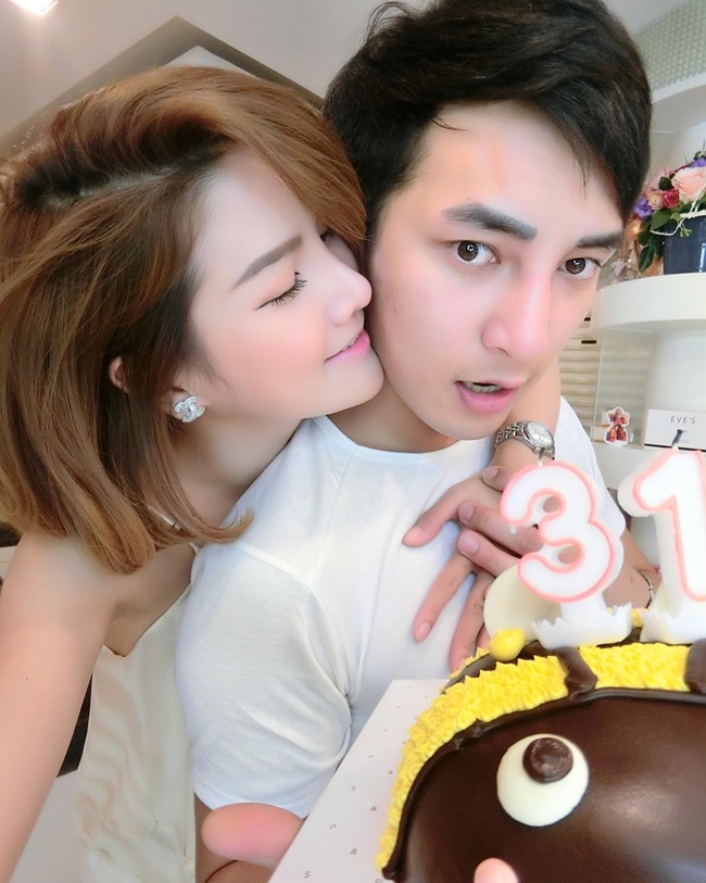Người mẫu 9X khoe hình ảnh lãng mạn bên bạn trai Rakpong Suksumit.