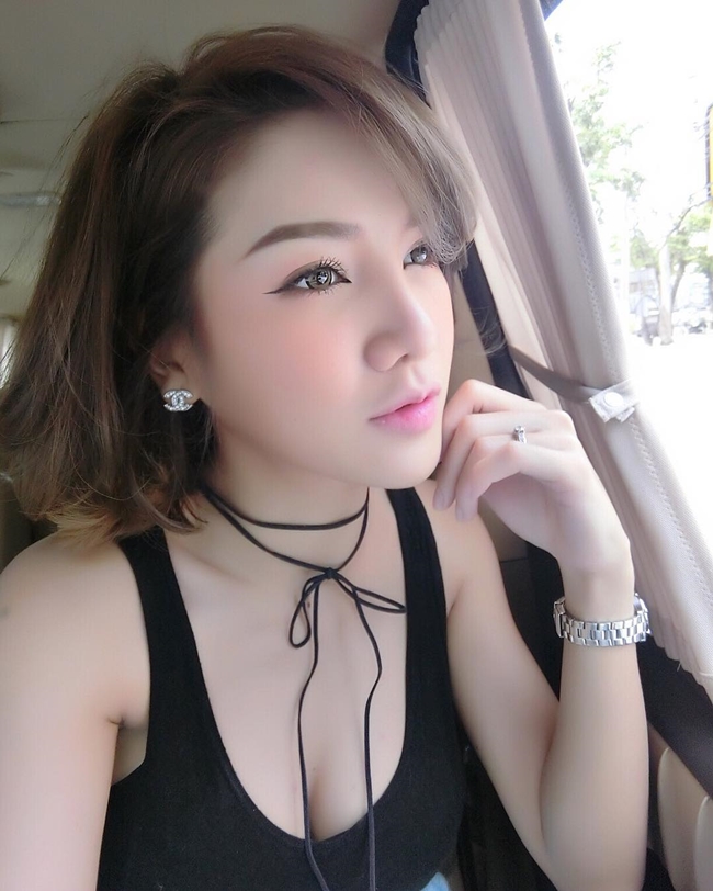 Trước cơn thịnh nộ của dư luận, Phichitamphon đã quyết định xóa bỏ đoạn clip này khỏi trang cá nhân. Tuy nhiên, cô vẫn trở thành tâm điểm chỉ trích của cư dân mạng Trung Quốc.