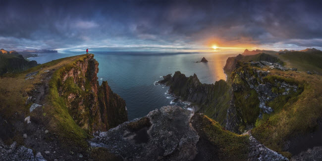 Khung cảnh hùng vĩ tại vùng ven biển Vesteralen, Na Uy. Ảnh: Nicholas Roemmelt