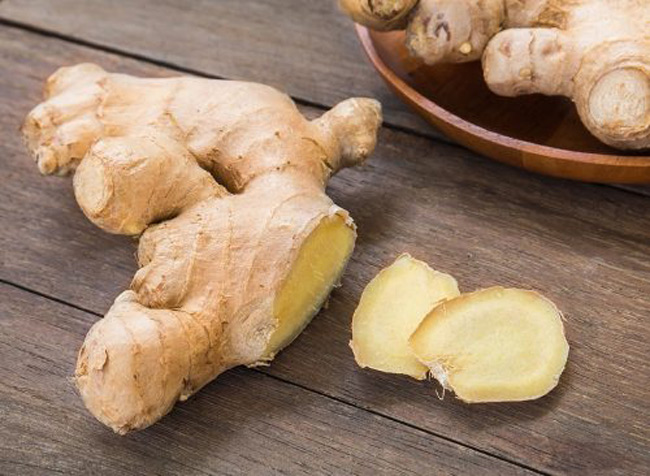 2. Thêm gừng vào thành phần các món ăn hằng ngày là vũ khí phòng chống ung thư phổi hiệu quả.
