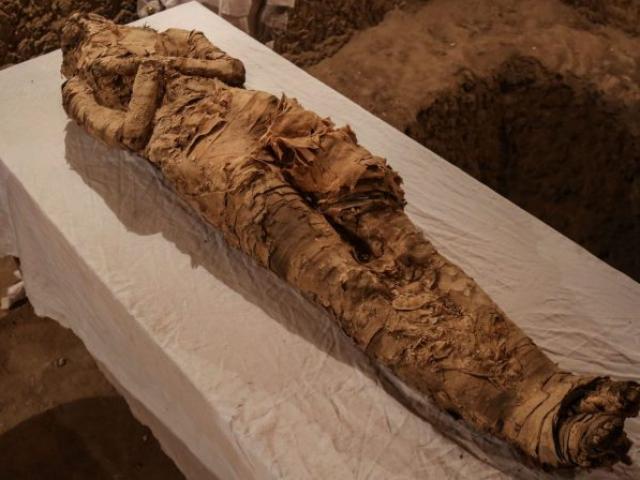 Phát hiện xác ướp Ai Cập 3.500 năm “gần như hoàn hảo”