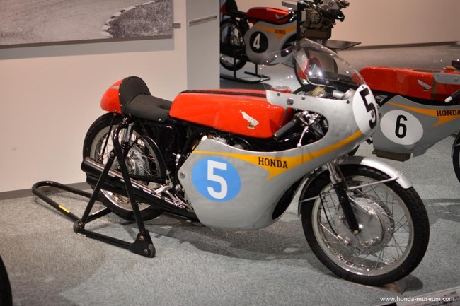 1962 Honda RC171.
