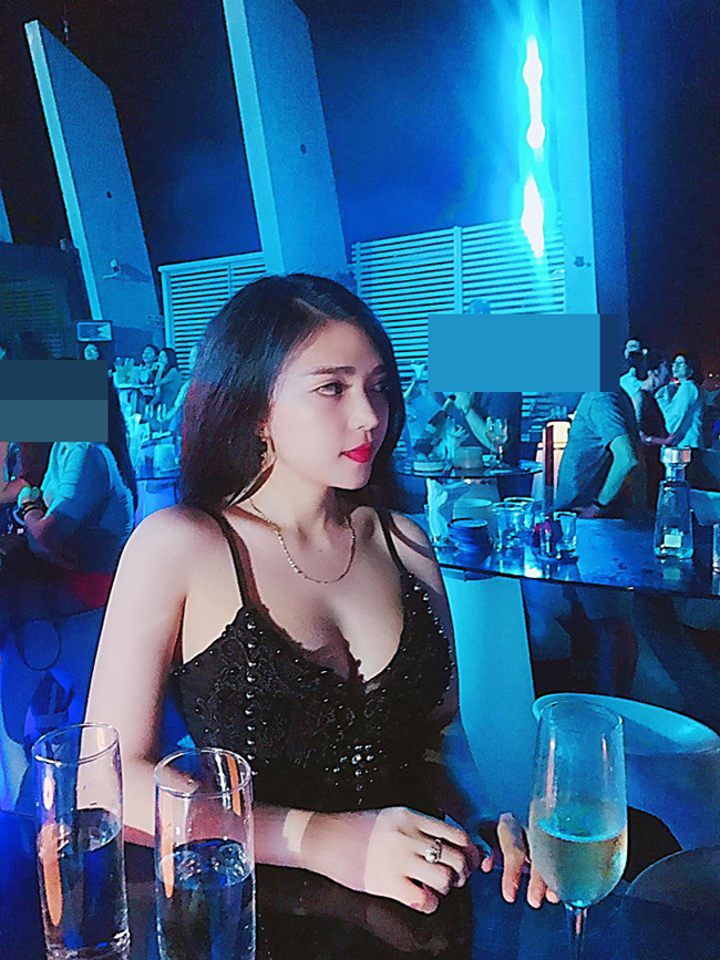 Có thể nói, Thanh Tuyền chính là người có sự thay đổi chóng mặt nhất trong 3 chị em sau gần một năm được biết đến.&nbsp;