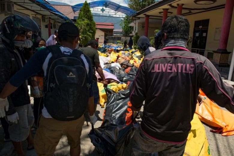 Động đất, sóng thần ở Indonesia: Số người thiệt mạng lên đến 1200 - 1