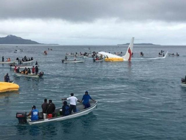 Tình hình 4 công dân Việt Nam trong vụ máy bay lao xuống biển ở Micronesia