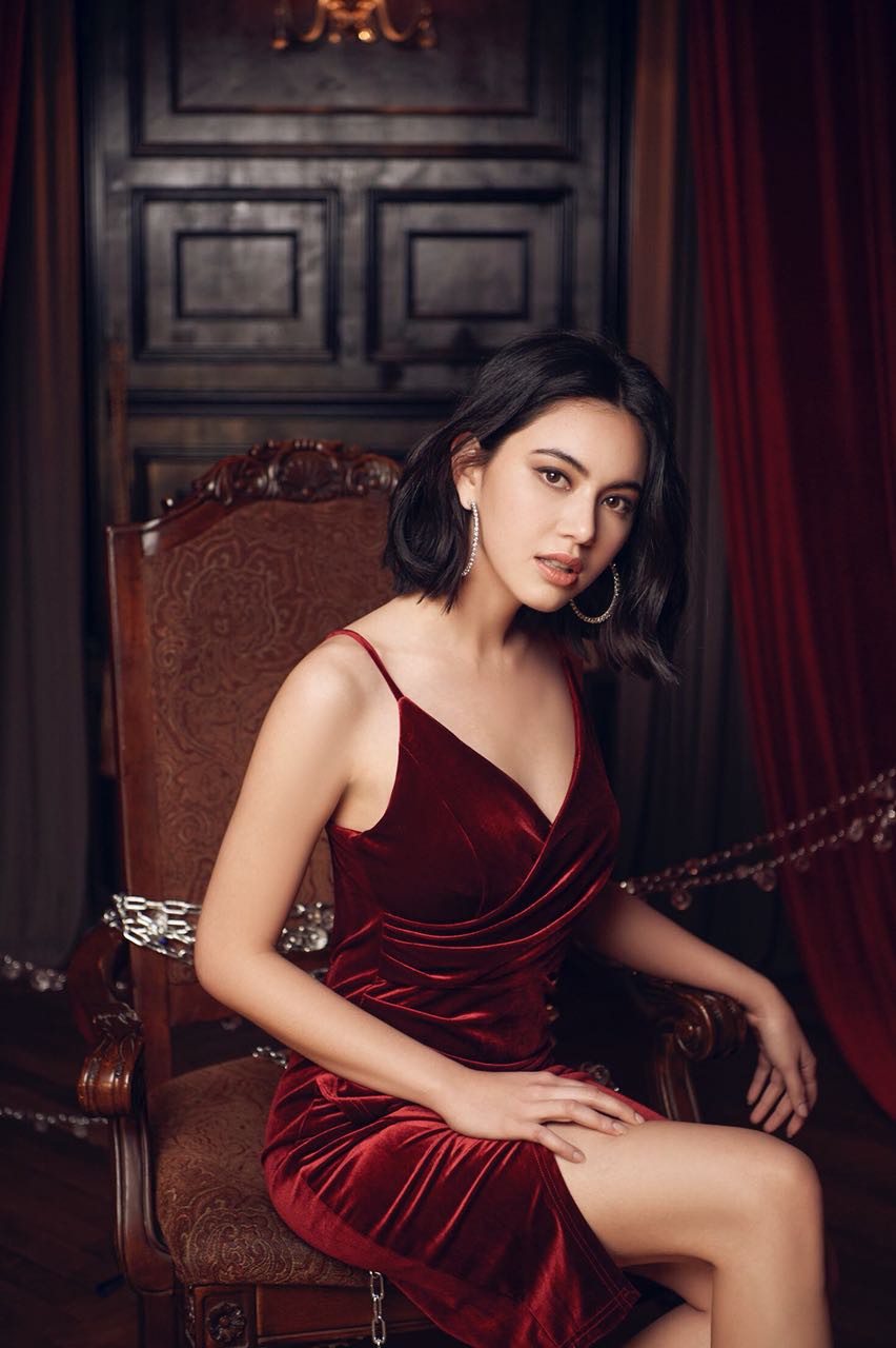 "Nàng thơ" của Sơn Tùng vào đề cử 100 mỹ nhân có gương mặt đẹp nhất - 5