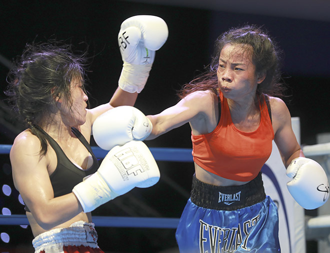 Hai võ sĩ Việt thắng &#34;Tây&#34; kịch tính ở giải boxing hứa hẹn hấp dẫn - 1