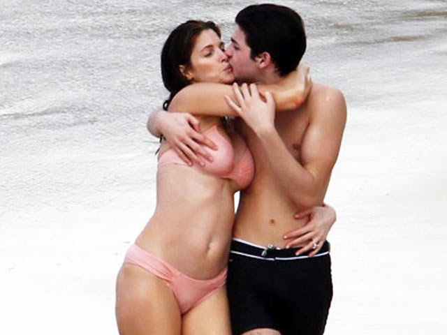 Thời trang - Bê bối để đời của 3 "siêu mẫu sát tỷ phú"