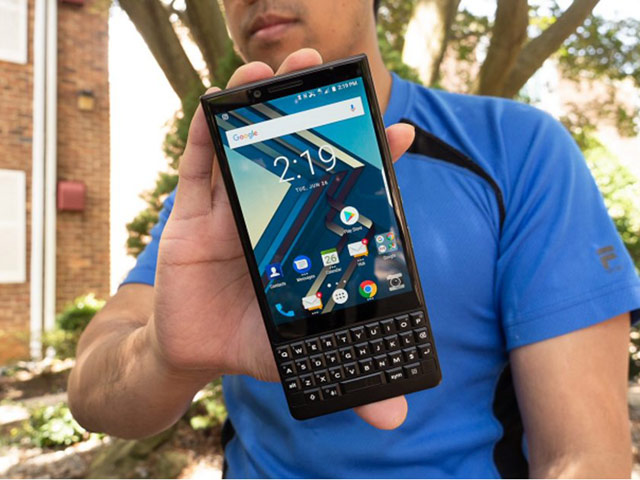 Thời trang Hi-tech - BlackBerry lời lớn trong quý tài chính thứ hai