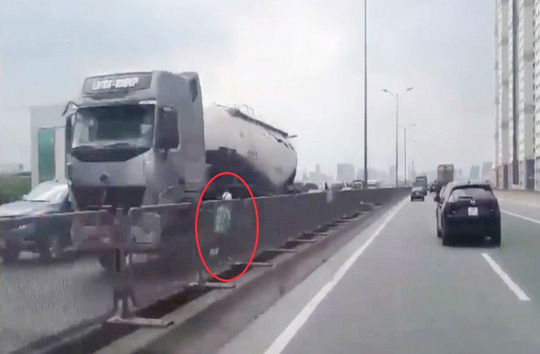 Nóng 24h qua: Khai mạc Hội nghị Trung ương 8, giới thiệu nhân sự bầu Chủ tịch nước - 4