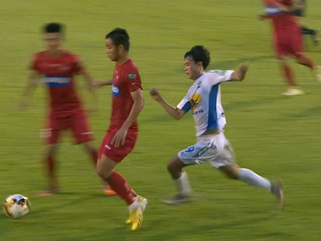 Bóng đá - HAGL - Hải Phòng: Cột dọc từ chối 2 siêu phẩm khó tin