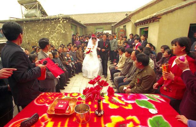Cô dâu không chịu &#34;động phòng&#34;, chú rể ngậm đắng vì lý do này - 1