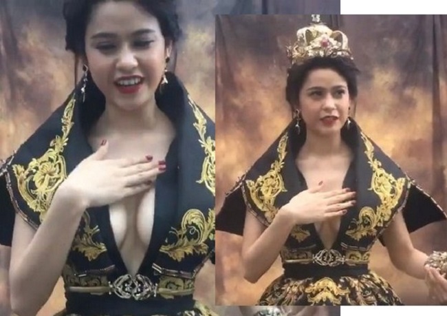 Trương Quỳnh Anh diện trang phục táo bạo trong MV Bánh trôi nước khiến cô ngượng ngùng. 